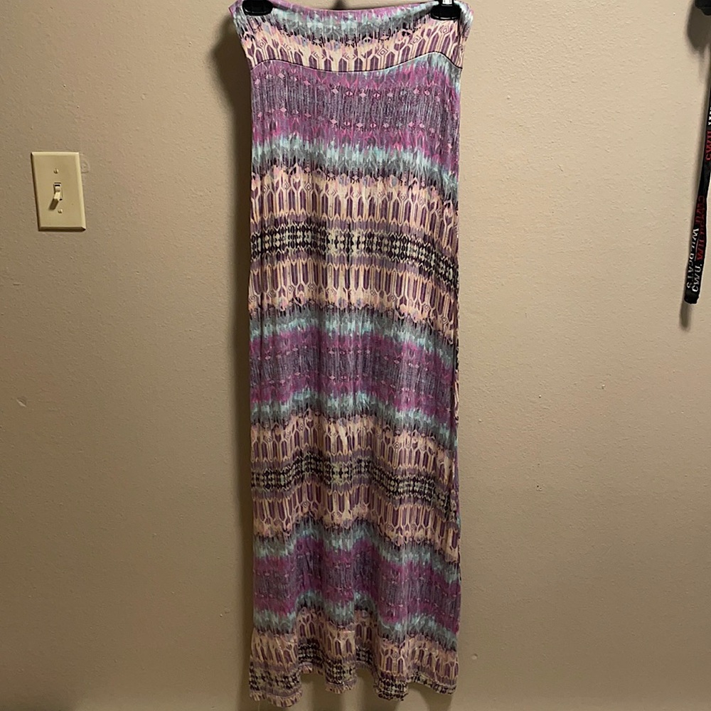 Women’s Size M patterned maxi skirt